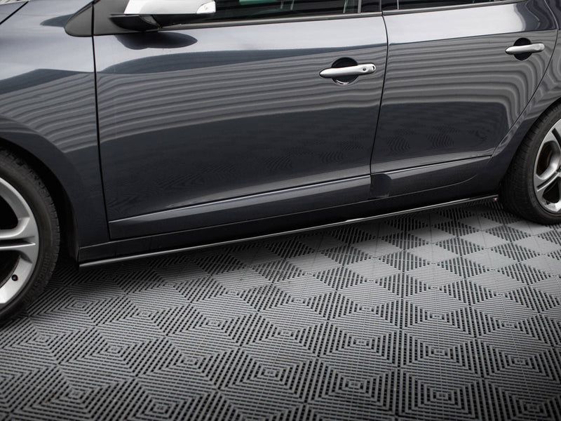 Maxton Design Side Skirts Diffusers Renault Megane GT Mk3 Facelift