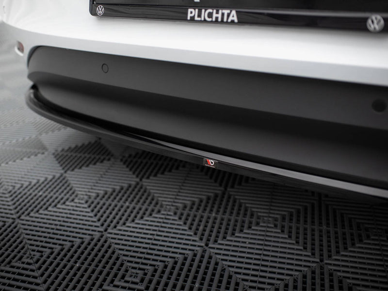 Maxton Design Central Rear Splitter Volkswagen ID.3 Mk1