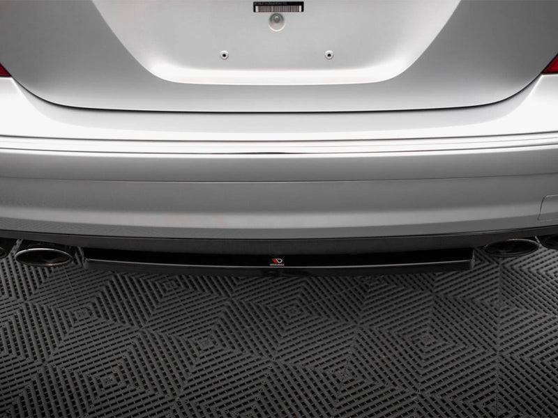 Maxton Design Central Rear Splitter Mercedes-Benz E 55 AMG W211