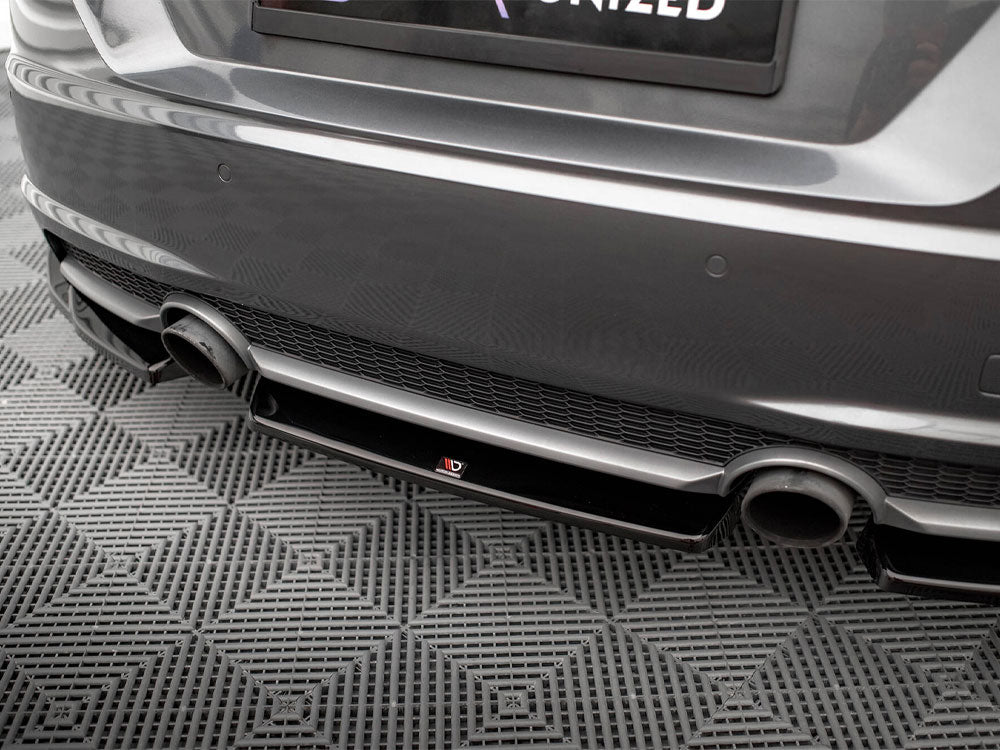 Maxton Design Central Rear Splitter Audi TT S-Line 8S