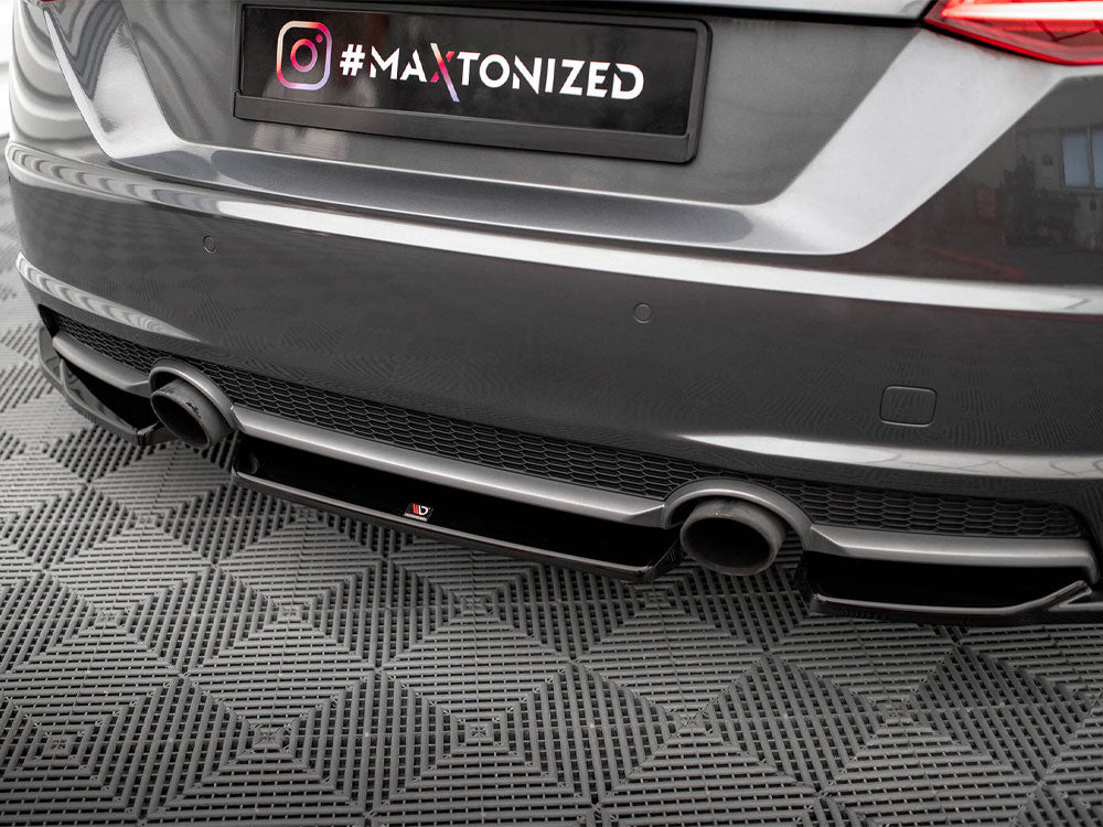 Maxton Design Central Rear Splitter Audi TT S-Line 8S