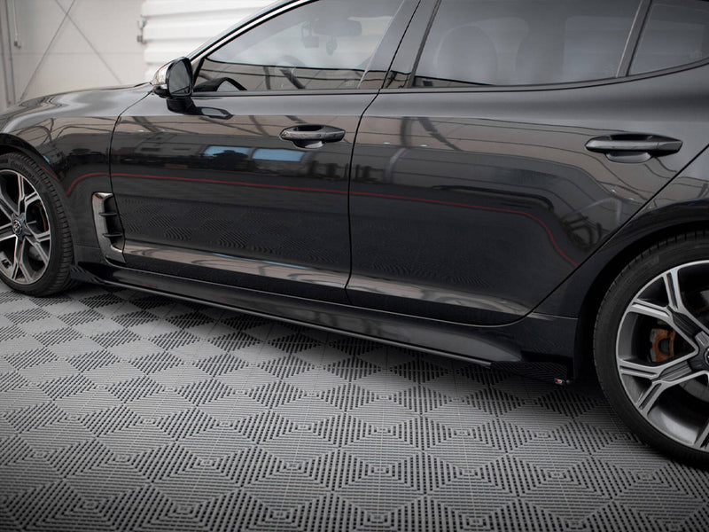 Maxton Design Street PRO Side Skirts Diffusers + Flaps Kia Stinger GT / GT-Line / Standard Mk1
