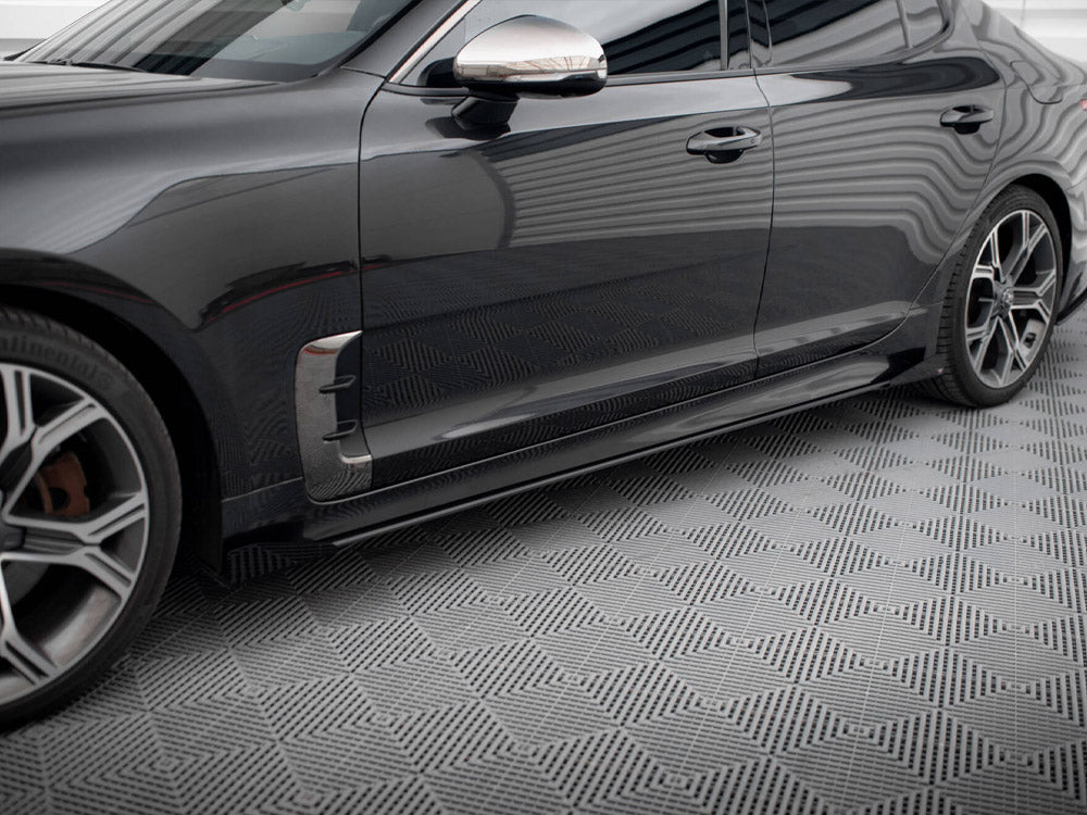 Maxton Design Side Flaps Kia Stinger GT / GT-Line / Standard Mk1