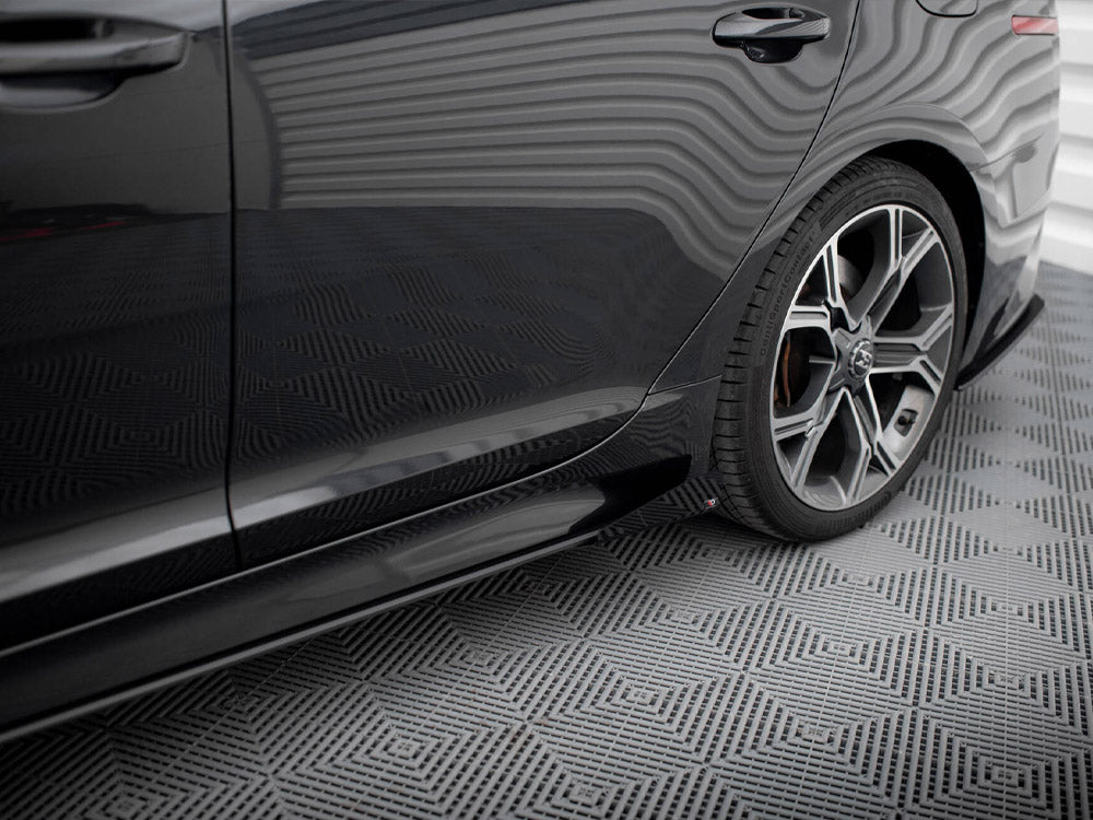 Maxton Design Side Flaps Kia Stinger GT / GT-Line / Standard Mk1