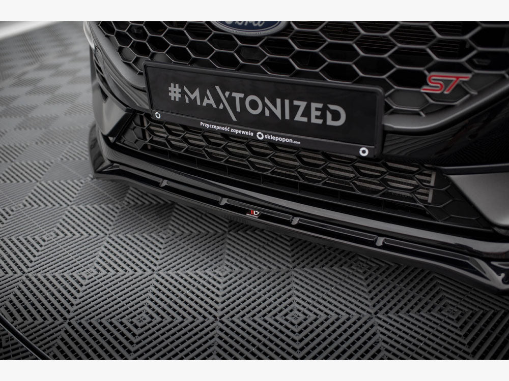 Maxton Design Front Splitter V.4 + Flaps Ford Fiesta ST / ST-Line Mk8 Facelift