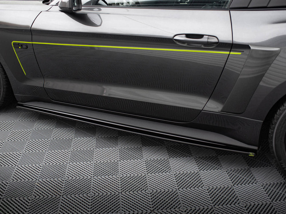 Maxton Design Side Skirts Diffusers Ford Mustang GT Mk6