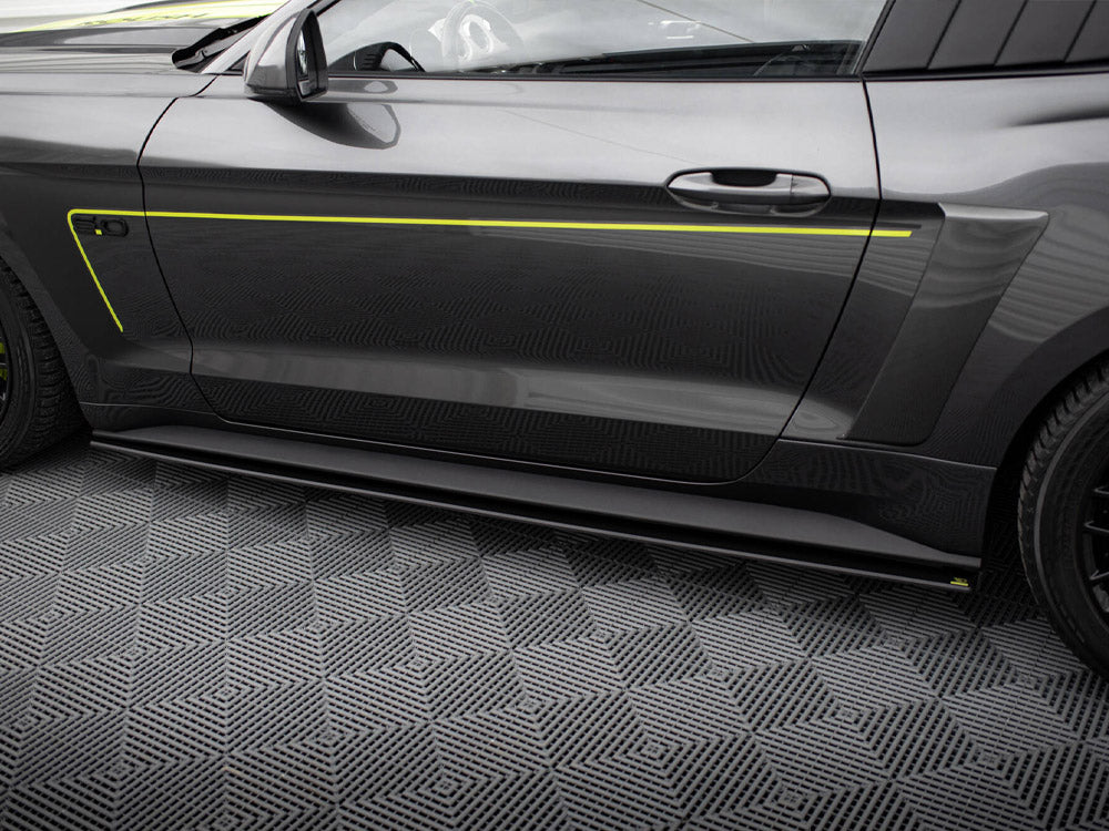 Maxton Design Street PRO Side Skirts Diffusers Ford Mustang GT Mk6 - Black-Red