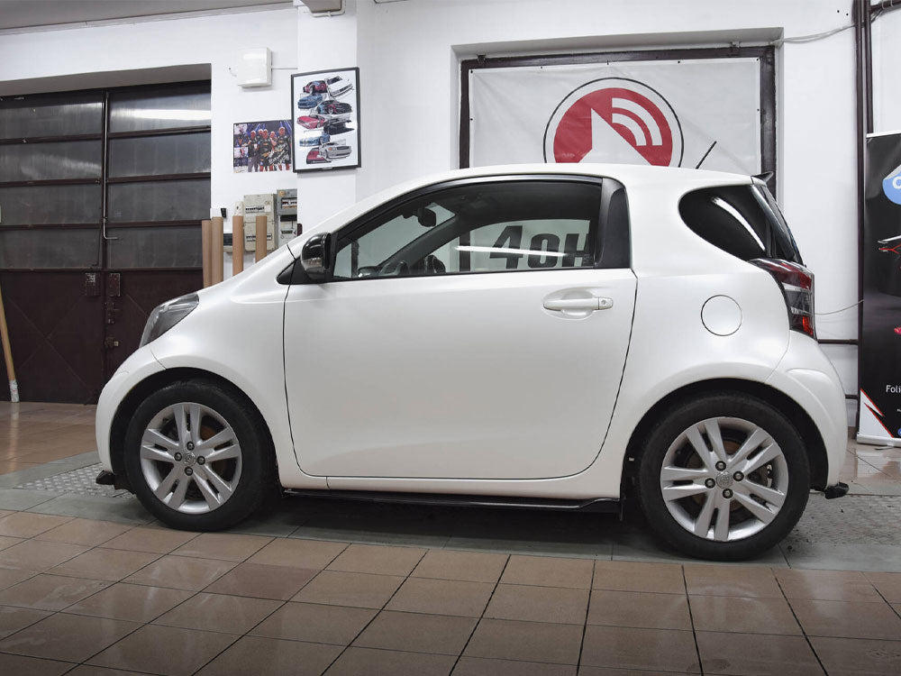 Maxton Design Side Skirts Diffusers Toyota IQ
