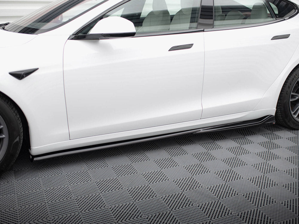 Maxton Design Side Skirts Diffusers V.1 Tesla Model S Plaid Mk1 Facelift
