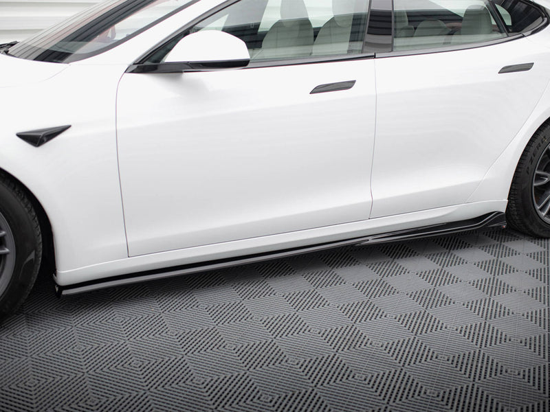 Maxton Design Side Skirts Diffusers V.1 Tesla Model S Plaid Mk1 Facelift