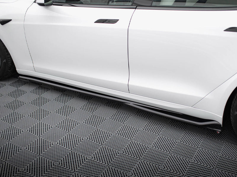 Maxton Design Side Skirts Diffusers V.1 Tesla Model S Plaid Mk1 Facelift