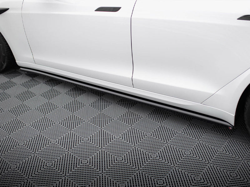 Maxton Design Side Skirts Diffusers V.2 Tesla Model S Plaid Mk1 Facelift