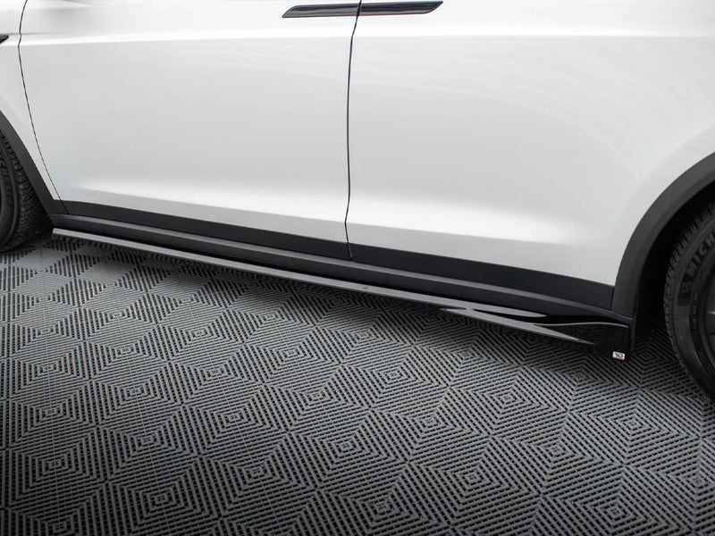 Maxton Design Side Skirts Diffusers Tesla Model X Mk1 Facelift