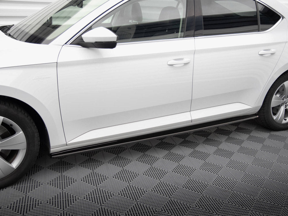 Maxton Design Side Skirts Diffusers Skoda Superb Mk3