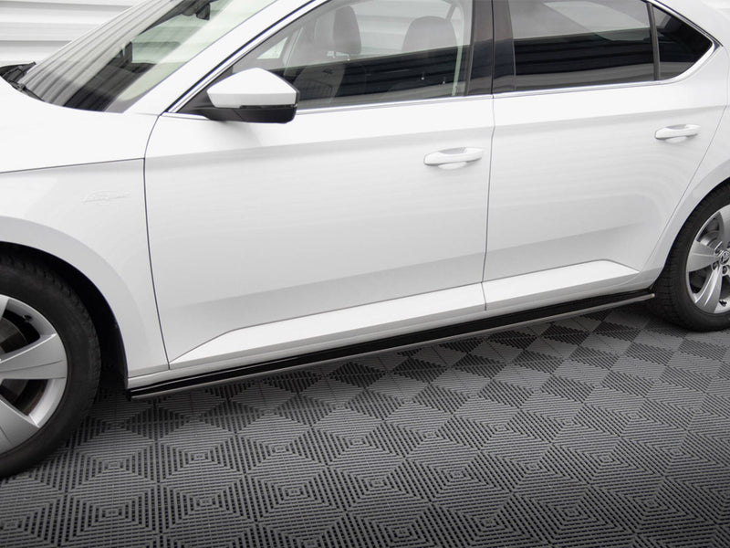 Maxton Design Side Skirts Diffusers Skoda Superb Mk3 - Textured
