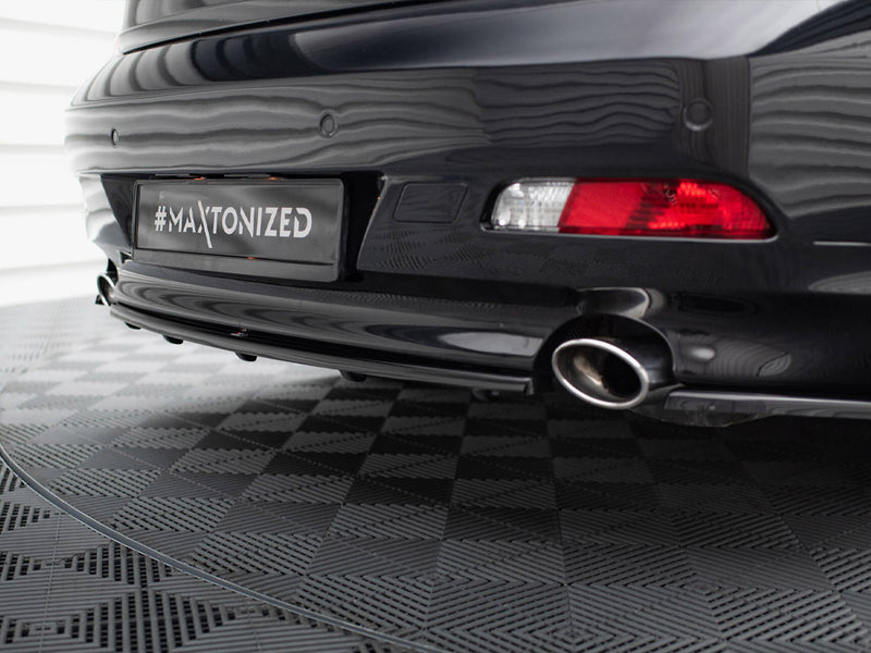 Maxton Design Central Rear Splitter (Vertical Bars) BMW 6 Coupe / Cabrio E63 / E64