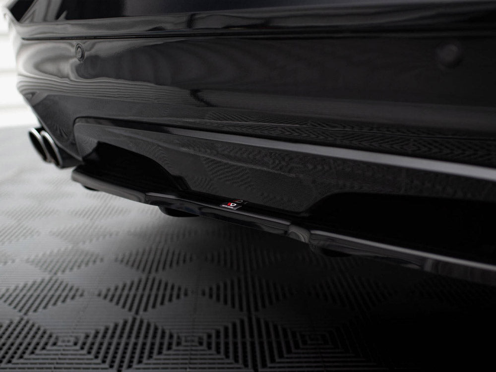 Maxton Design Central Rear Splitter (Vertical Bars) BMW X4 M-Pack
