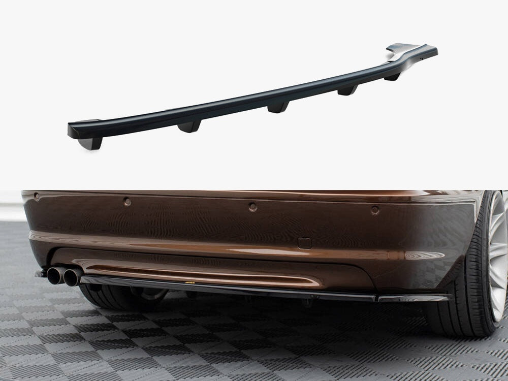 Maxton Design Central Rear Splitter (Vertical Bars) BMW 3 E46 Coupe M-Pack - Carbon Look