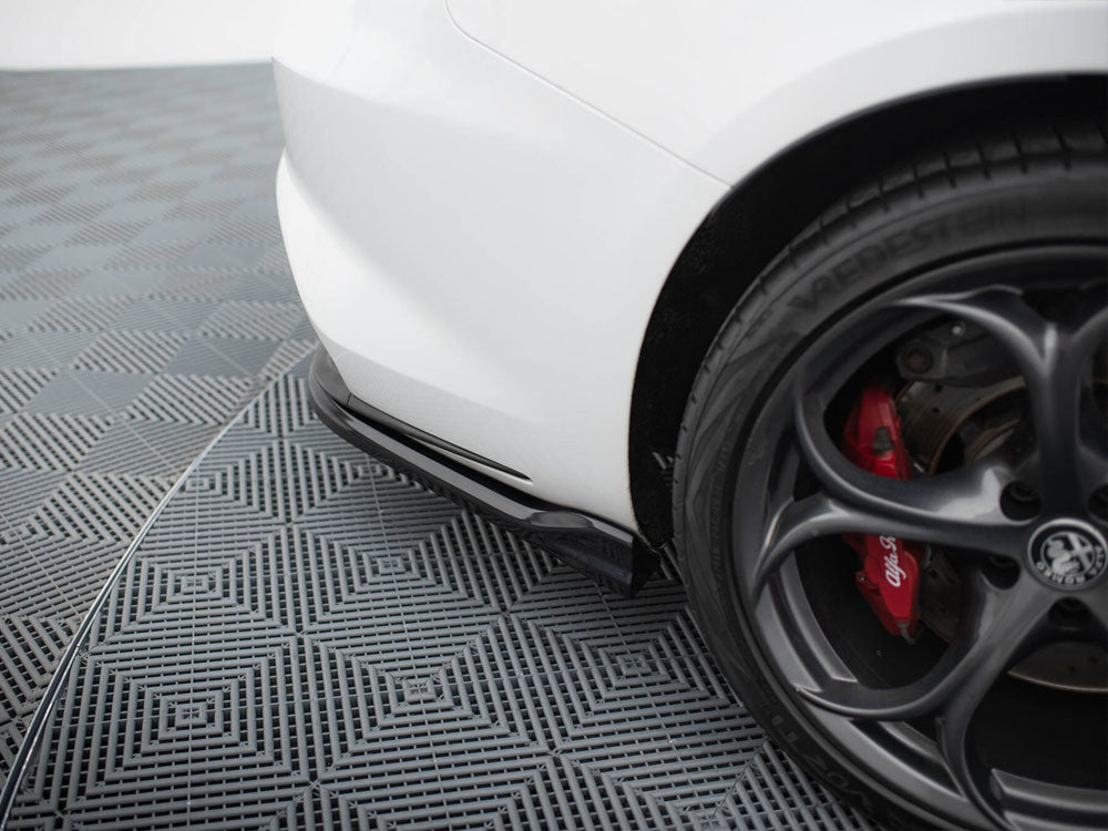 Maxton Design Rear Side Splitters Alfa Romeo Giulia Quadrifoglio