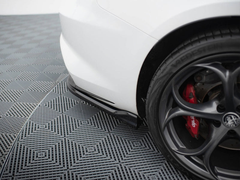 Maxton Design Rear Side Splitters Alfa Romeo Giulia Quadrifoglio