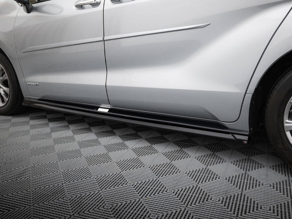 Maxton Design Side Skirts Diffusers Toyota Sienna Mk4