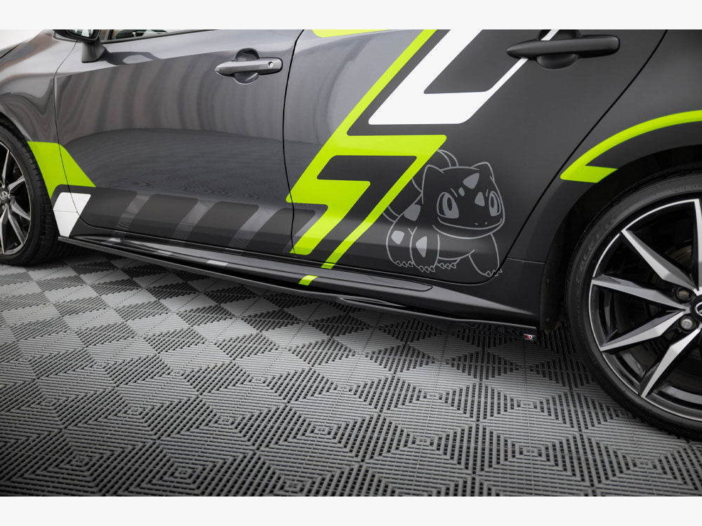 Maxton Design Side Skirts Diffusers Toyota Corolla GR Sport Touring Sports XII
