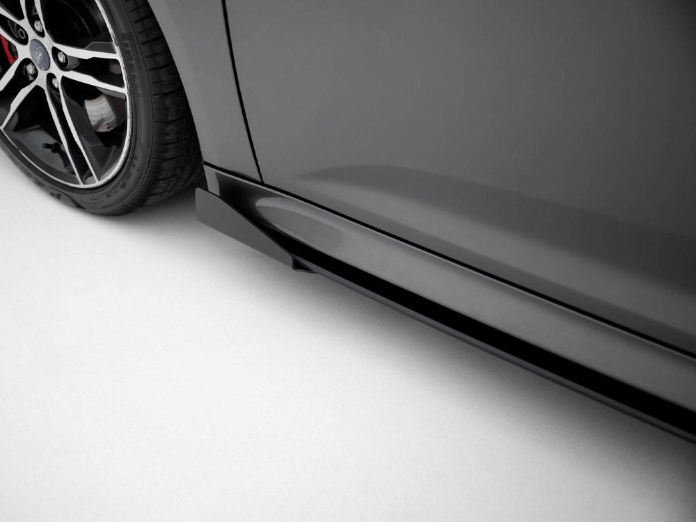 Maxton Design Street PRO Side Skirts Diffusers + Flaps Ford Focus ST Mk3 Facelift