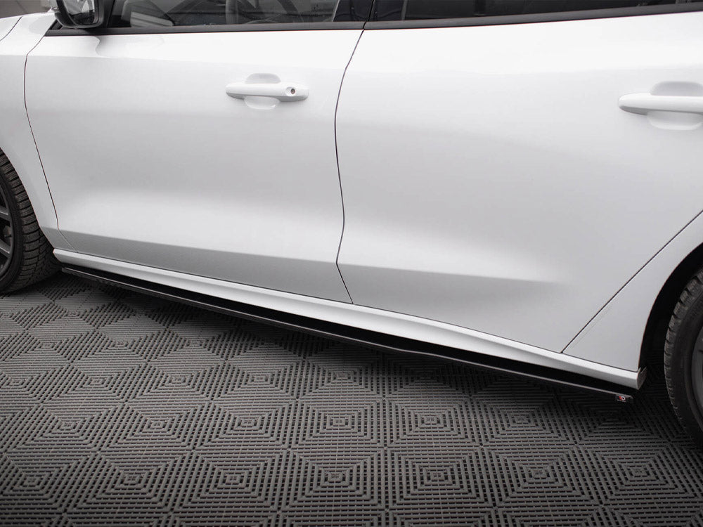 Maxton Design Side Skirts Diffusers V.3 Ford Focus ST / ST-Line Mk4 Facelift