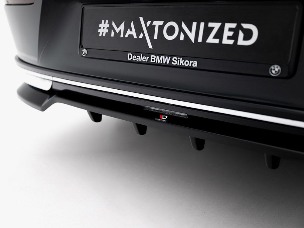 Maxton Design Rear Splitter (Vertical Bars) BMW 7 G70