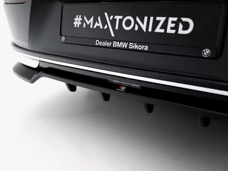 Maxton Design Rear Splitter (Vertical Bars) BMW 7 G70
