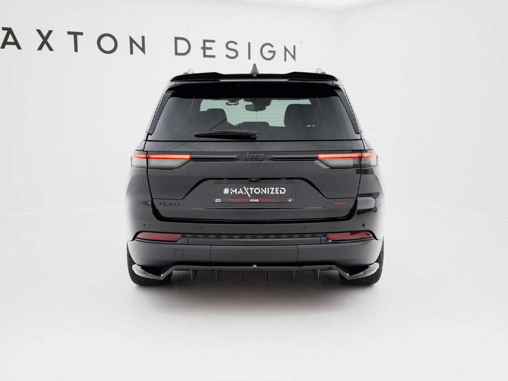 Maxton Design Rear Splitter (Vertical Bars) Jeep Grand Cherokee Trailhawk Mk5