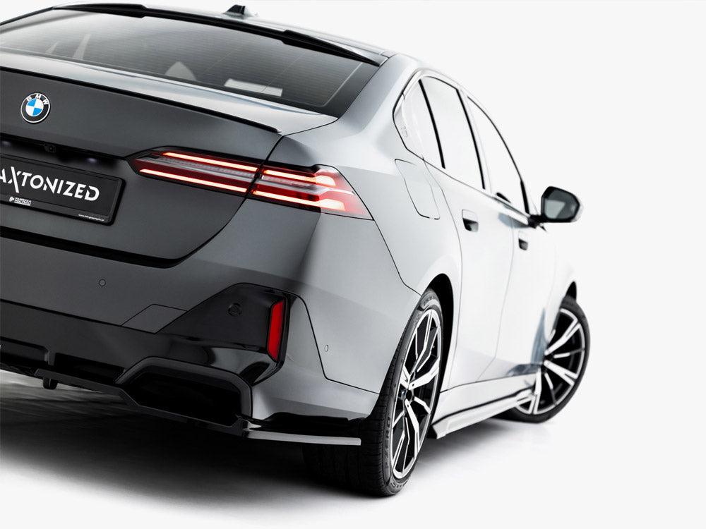 Maxton Design Rear Splitter (Vertical Bars) V.2 BMW 5 / i5 M-Pack Sedan / Touring G60 / G61