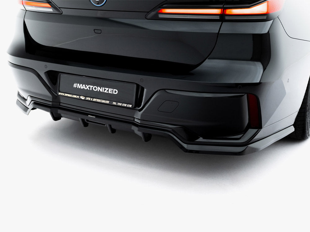 Maxton Design Rear Splitter (Vertical Bars) V.2 BMW 7 M-Pack G70