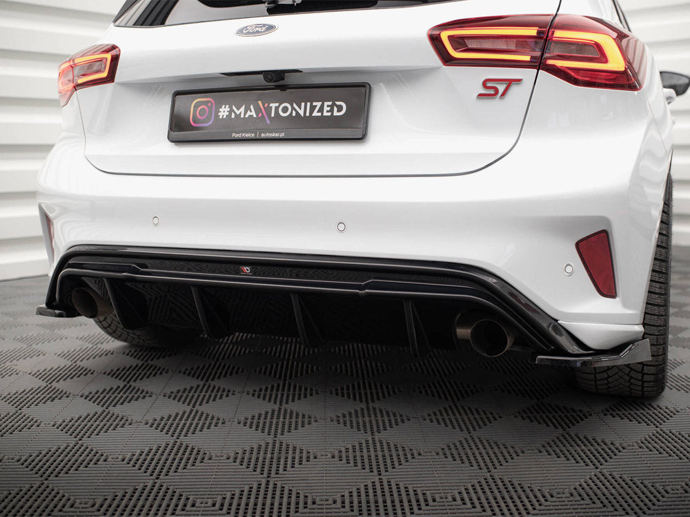 Maxton Design Rear Valance V.3 Ford Focus Hatchback ST Mk4