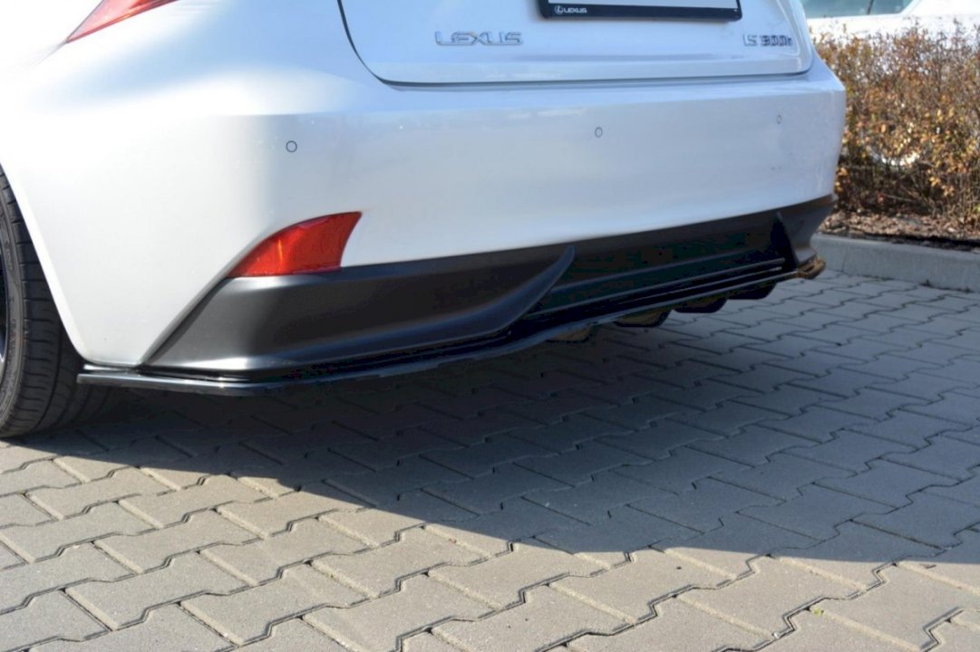 Central Rear Splitter Lexus Is 300H Mk3 (With Vertical Bars) (2013- 2016)