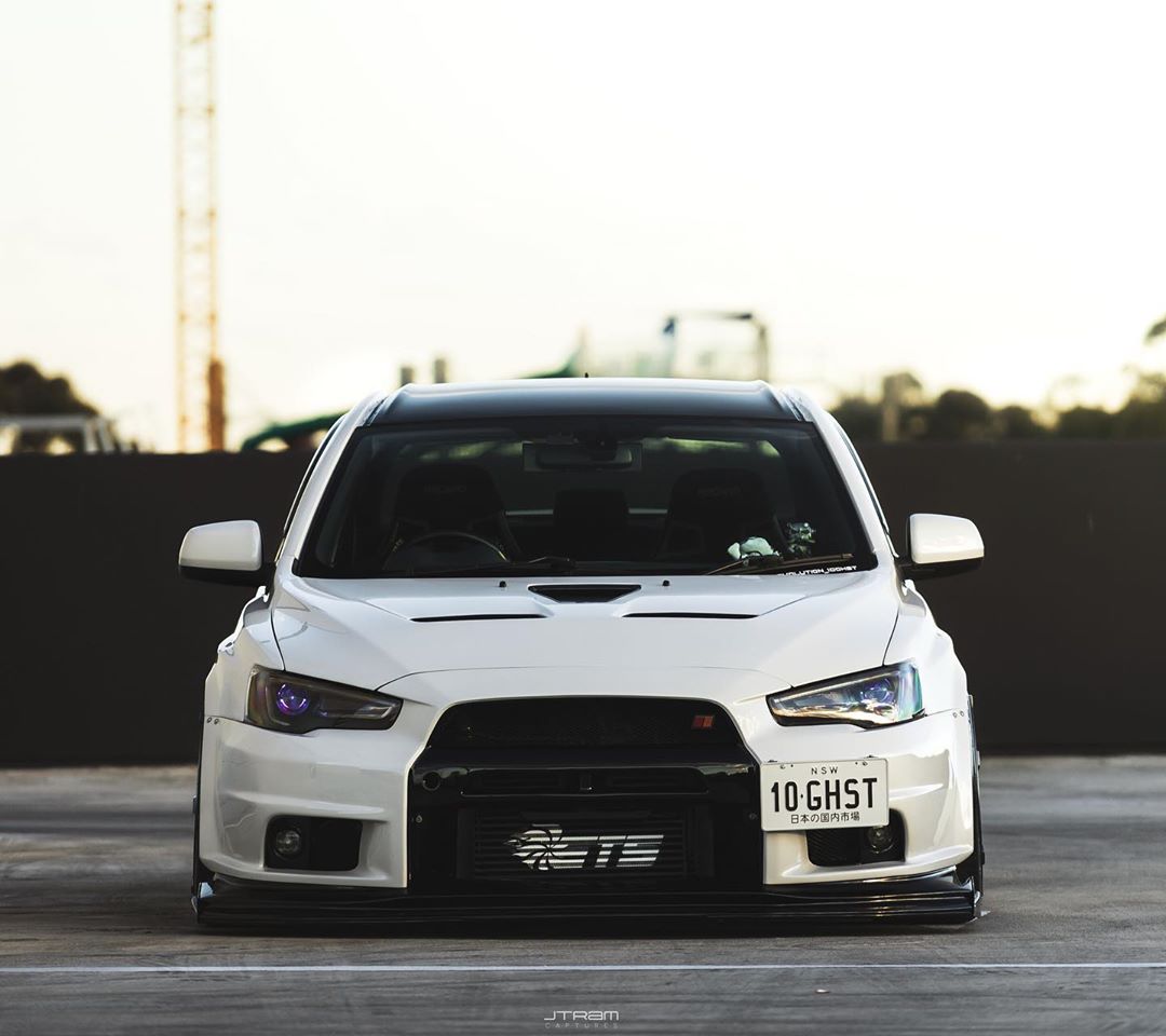 Mitsubishi Lancer Evolution X Vs Wide Body Version Front Bumper Accessories