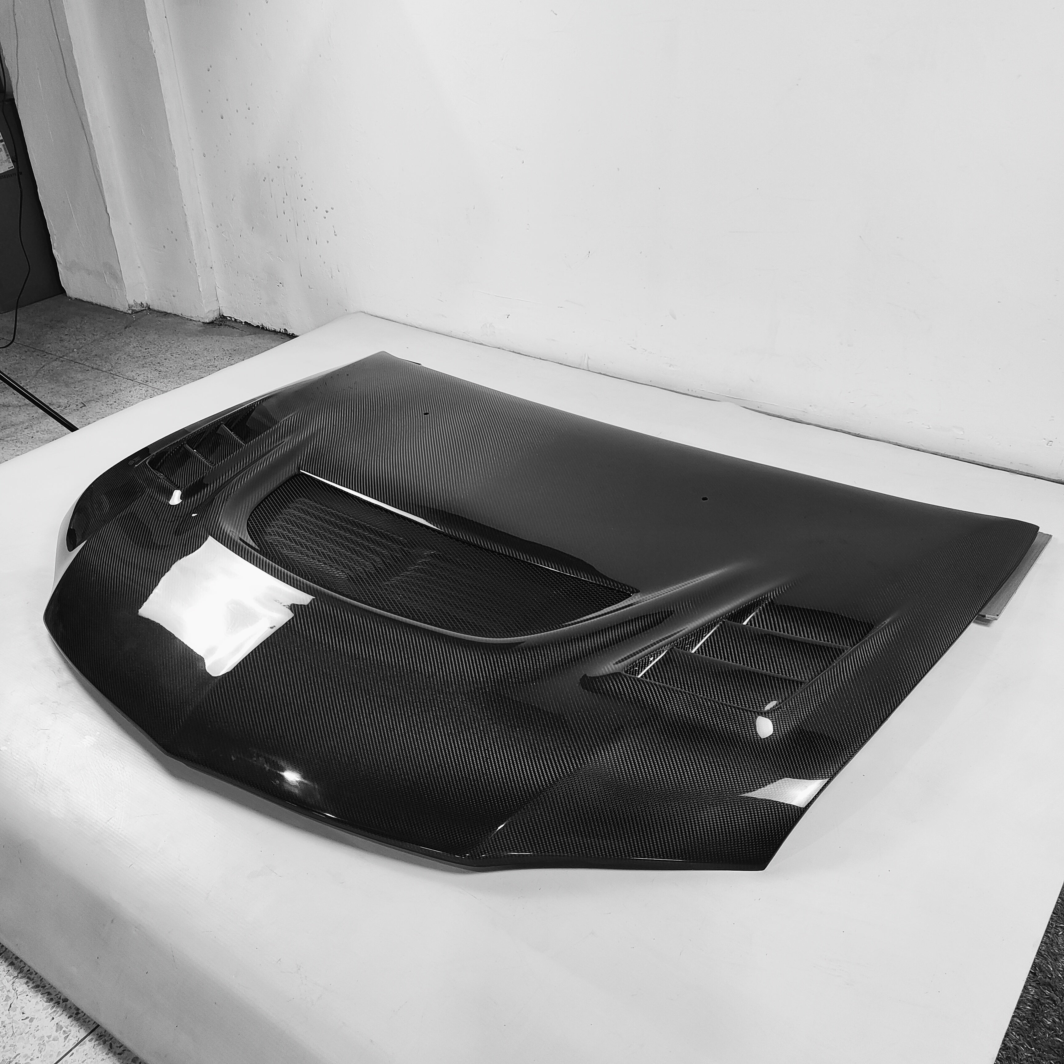 2003-2007 Mitsubishi Lancer Evolution 8-9 VT3 Carbon Hood