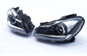 2008-2013 Mercedes Benz W204 C Class And C63 Sedan & Coupe Facelift Oem Style Headlight Assembly
