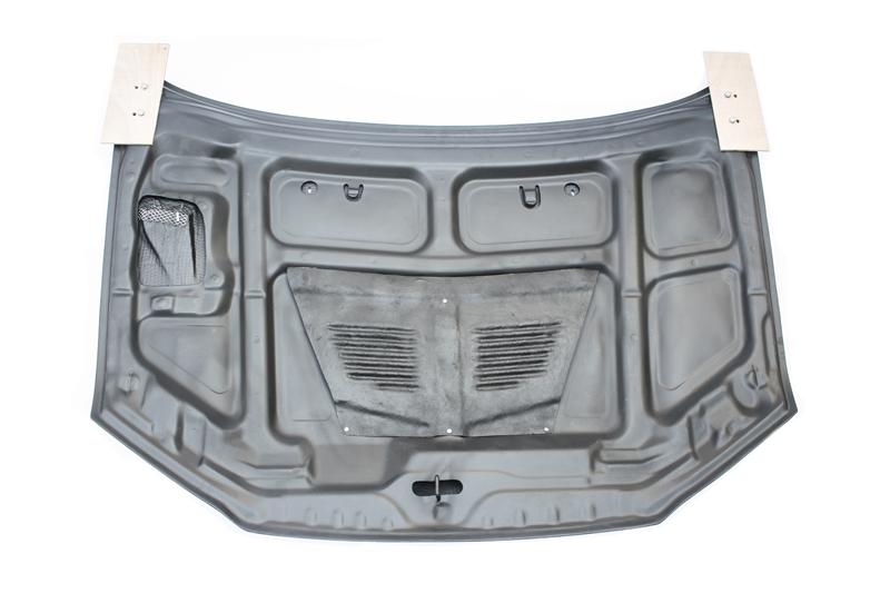 2001-2002 Mitsubishi Evolution 7 Oem Style Hood Accessories