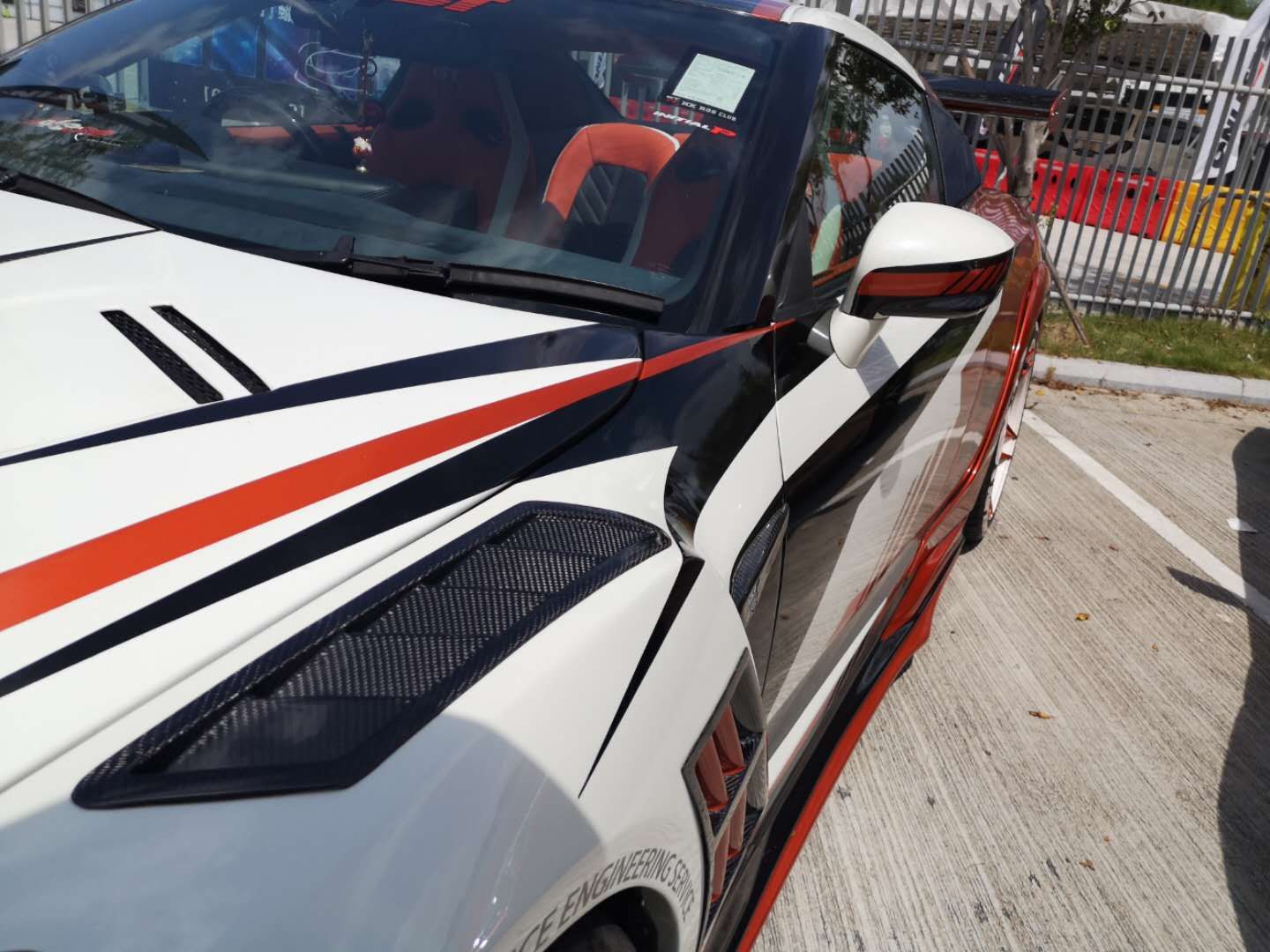 08- R35 Gtr Ni-V1 Style Front Fender Vent