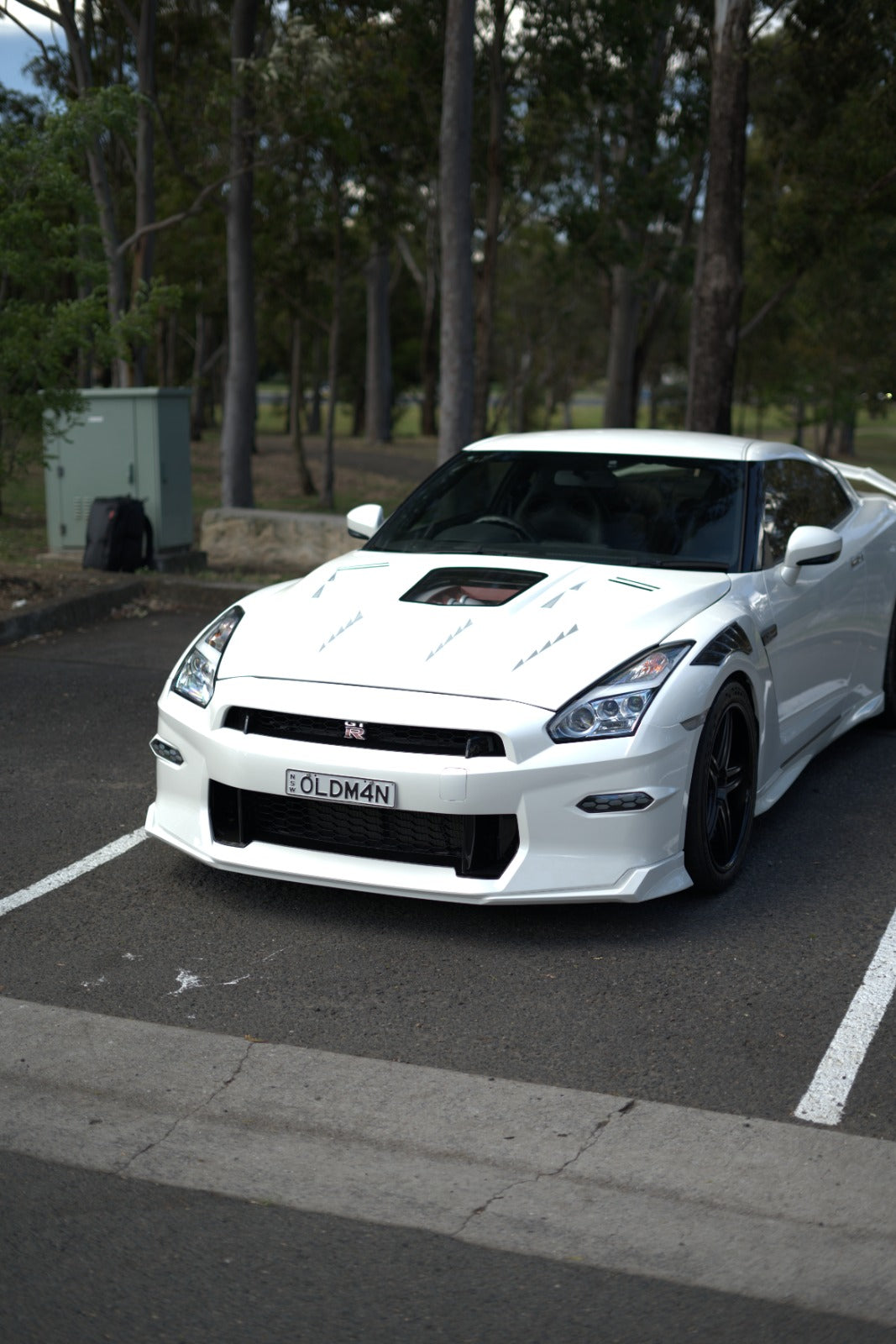 NS Front Fender w/ Vents For Nissan R35 GTR CBA DBA