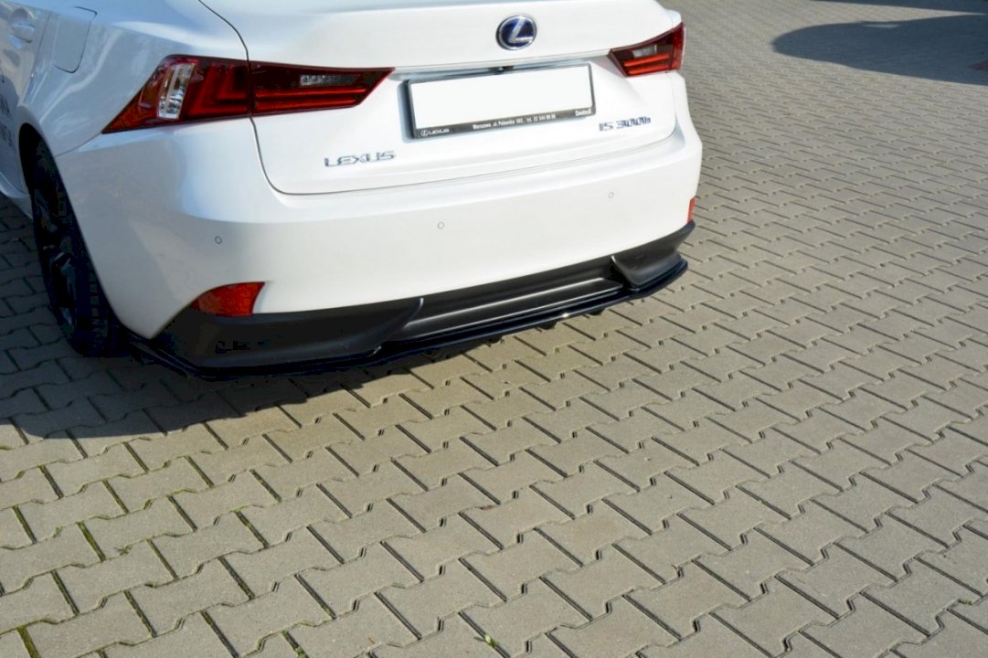 Central Rear Splitter Lexus Is 300H Mk3 (With Vertical Bars) (2013- 2016)
